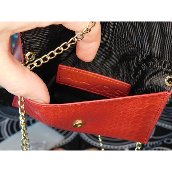 Ava/Kris Tiny Red Faux Snake Skin Crossbody Bag NWT - Picture 3 of 5
